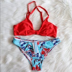 Cupshe red floral bikini size xs NWT